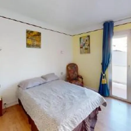 Apartment Confortable 3 A Avec Terrasse Et Parking - Fr-1-785-24 Sète